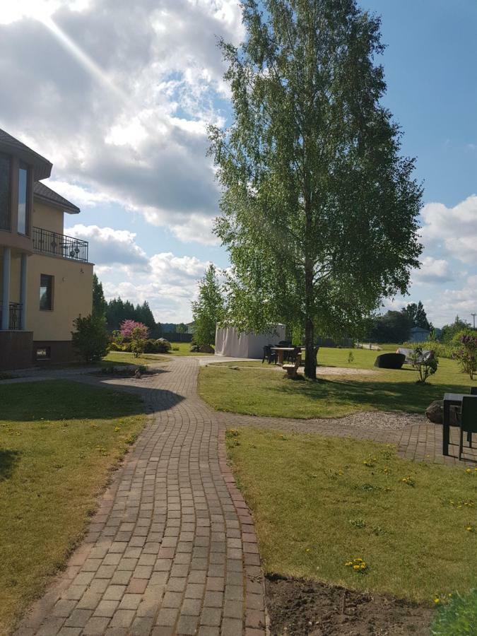 Augsdzintari Βίλα Salaspils Εξωτερικό φωτογραφία